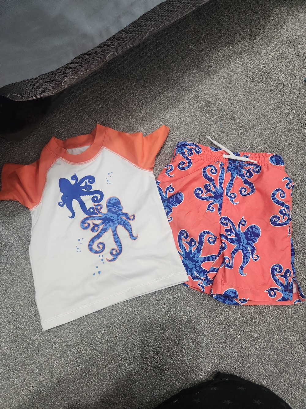 Kids Octopus Rash Guard and Swim Shorts Set - Coral and Blue 3t